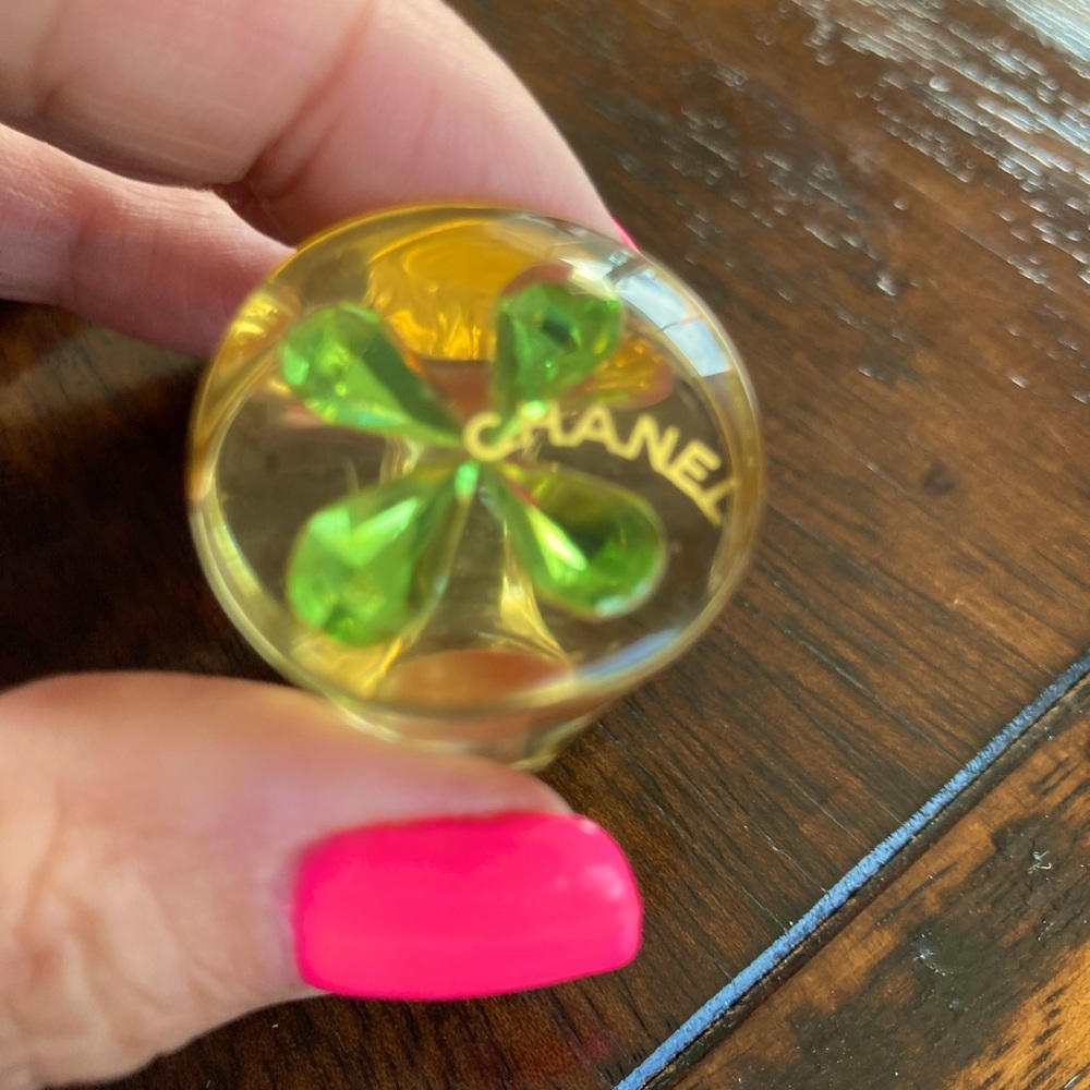 CHANEL Lucky clover Ring. Costume Jewelry!!! Pale yellow with green clover 🍀